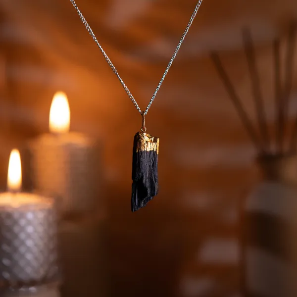 Zenn_Aura_Black_Tourmaline_Raw_Pendant_|_Raw_Protection_Stone