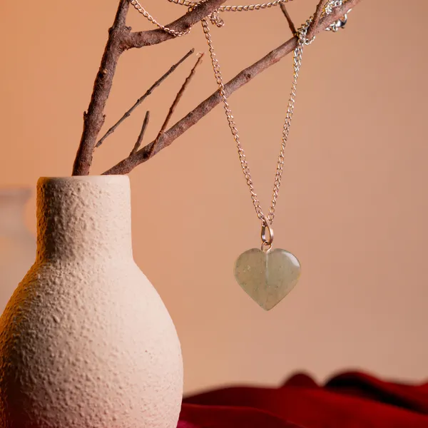 Zenn_Aura_Green_Aventurine_Heart_Pendant_|_Heart_of_Opportunity_(Large)