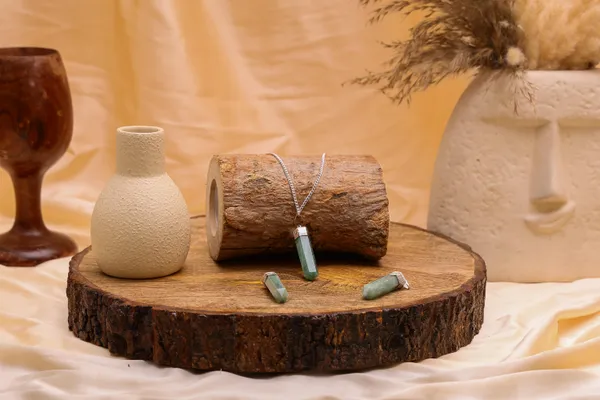 Zenn_Aura_Green_Aventurine_Pencil_Pendant_|_Focused_Growth