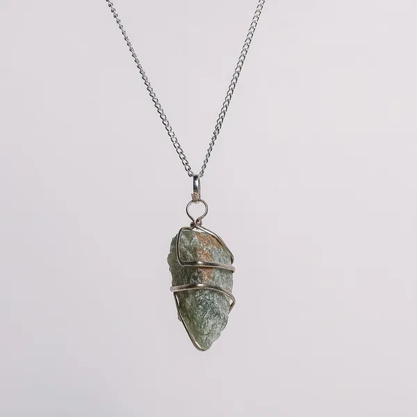 Zenn_Aura_Green_Aventurine_Raw_Pendant_Wire_Wrapped_|_Natural_Luck_Energy
