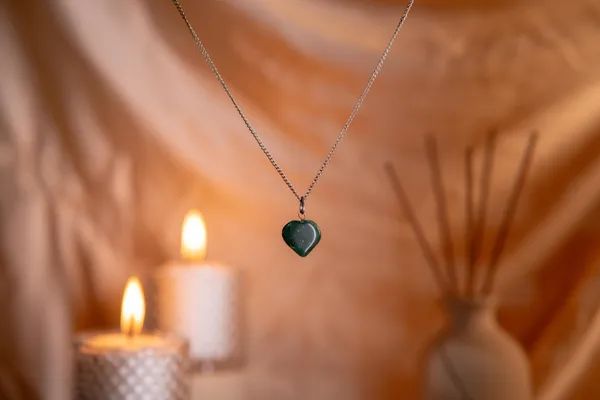Zenn_Aura_Malachite_Heart_Pendant_|_Heart_of_Transformation