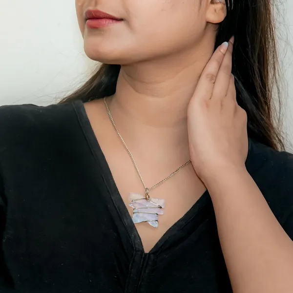 Zenn_Aura_Opalite_Butterfly_Pendant_|_Transformation_&_Joy