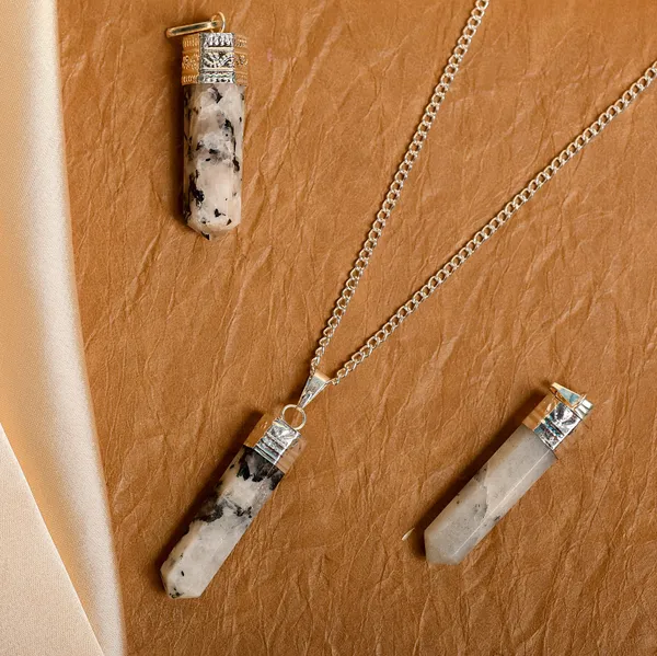 Zenn_Aura_Rainbow_Moonstone_Pencil_Pendant_|_Lunar_Vision_Point