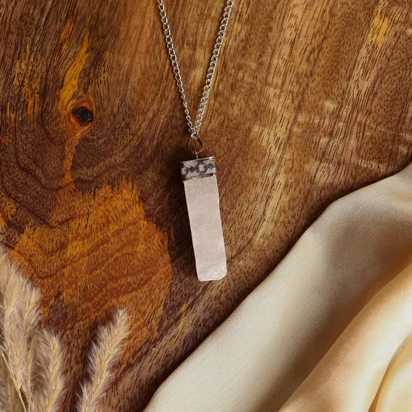 Zenn_Aura_Selenite_Pendant_|_Radiance_of_Purity