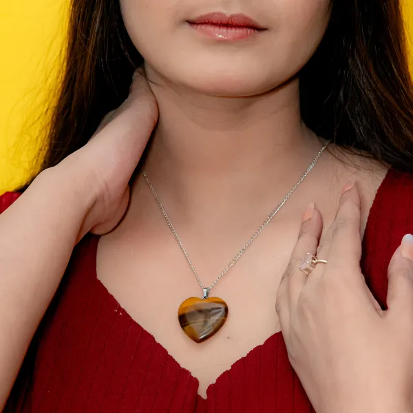 Zenn_Aura_Tiger's_Eye_Heart_Pendant_|_Heart_of_Courage