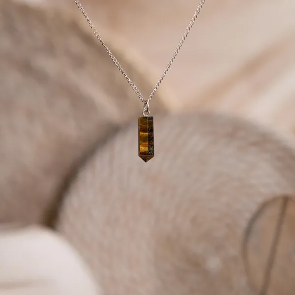 Zenn_Aura_Tiger's_Eye_Pencil_Pendant_|_Focused_Courage