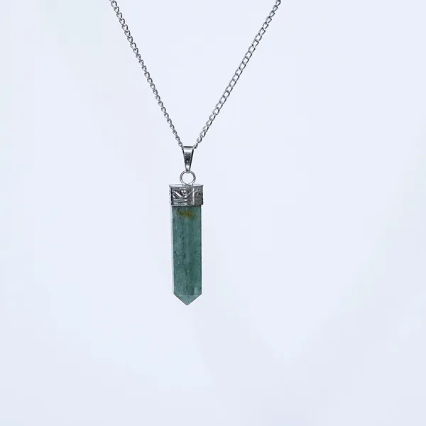 Zenn_Aura_Dark_Green_Aventurine_Pendant_|_Stone_of_Growth