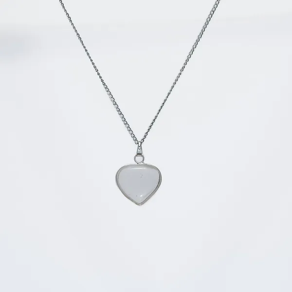 Zenn_Aura_Clear_Quartz_Heart_Pendant_|_Heart_of_Clarity_(Medium)
