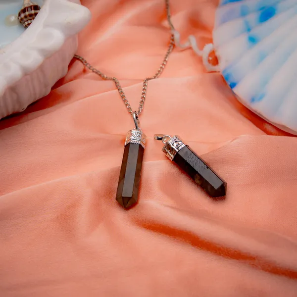 Zenn_Aura_Labradorite_Pencil_Pendant_|_Transformation_Focus_Point_(Small)