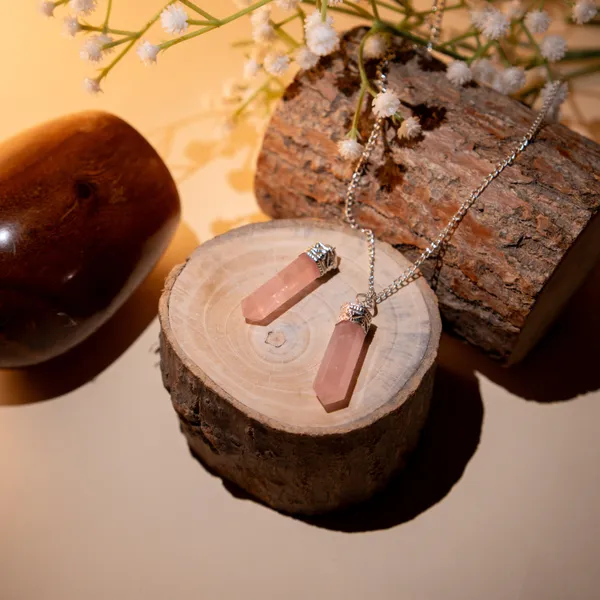 Zenn_Aura_Rose_Quartz_Pencil_Pendant_|_Focused_Love_Point_(Medium)