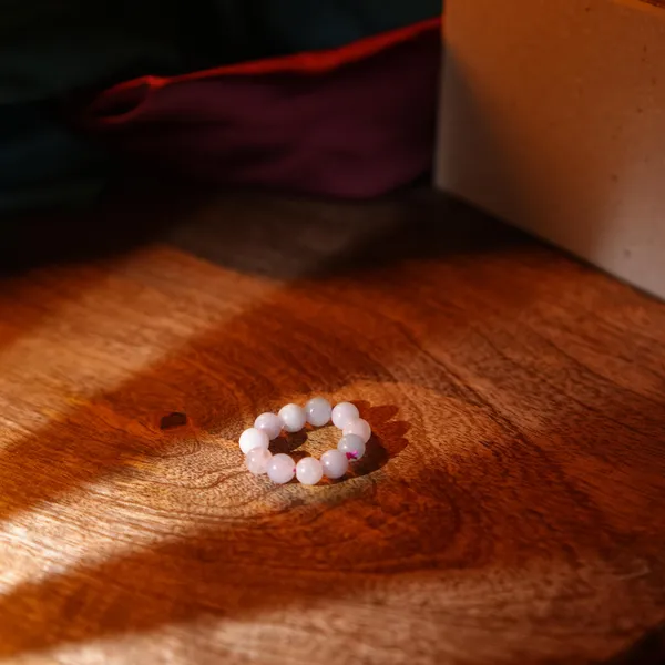 Zenn_Aura_Morganite_Beads_Ring_|_Divine_Love