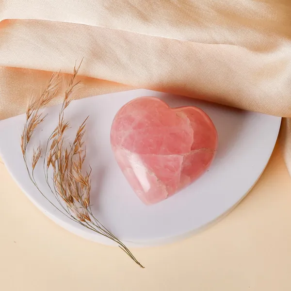 Zenn_Aura_Rose_Quartz_Heart_|_Love_&_Compassion_(3_Inch)