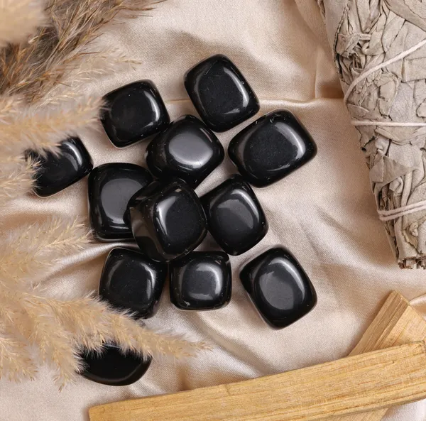 Zenn_Aura_Black_Obsidian_Tumble_|_Truth_&_Protection_(Pack_of_9)