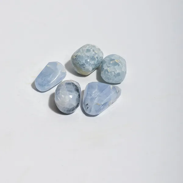 Zenn_Aura_Blue_Calcite_Tumble_|_Calm_Mind_&_Healing_(Pack_of_9)