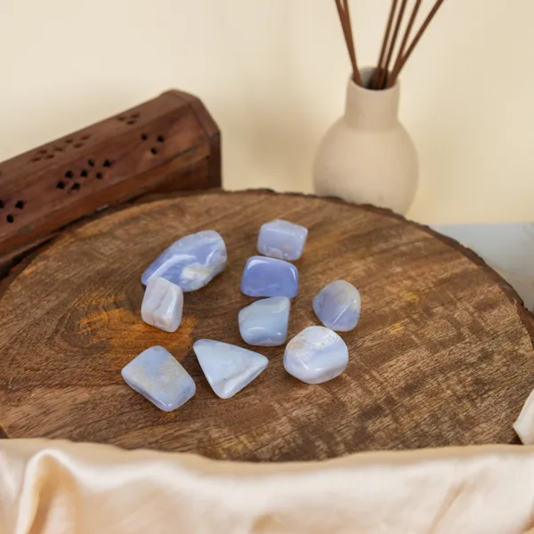Zenn_Aura_Blue_Lace_Agate_Tumble_|_Serenity_&_Expression_(Pack_of_9)