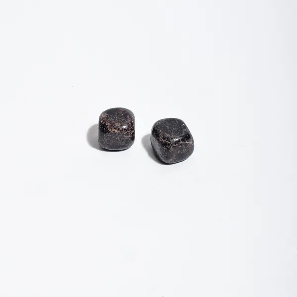 Zenn_Aura_Garnet_Tumble_|_Passion_&_Vitality_(Pack_of_9)