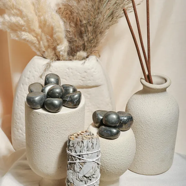 Zenn_Aura_Pyrite_Tumble_|_Wealth_&_Protection_(Pack_of_9)