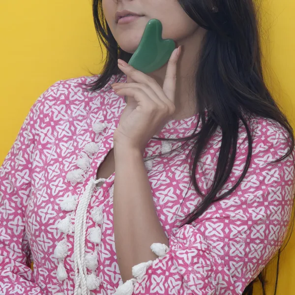 Zenn_Aura_Green_Aventurine_Gua_Sha_|_Balance_&_Renewal