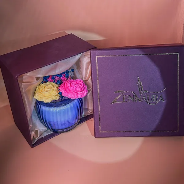 Zenn_Aura_Floral_Ambience_Aroma_Candle_|_Bloom_Aura