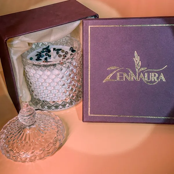 Zenn_Aura_Guardian_Light_Crystal_Infused_Candle_|_Protective_Glow