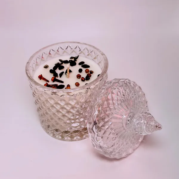 Zenn_Aura_Guardian_Light_Crystal_Infused_Candle_|_Protective_Glow