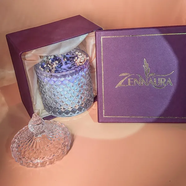 Zenn_Aura_Calm_Essence_Crystal_Infused_Candle_|_Serene_Aura