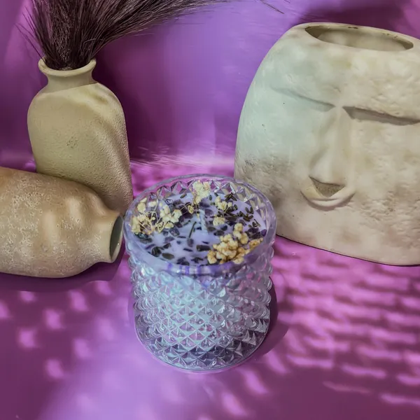Zenn_Aura_Calm_Essence_Crystal_Infused_Candle_|_Serene_Aura