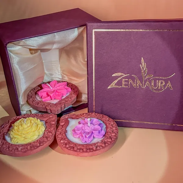 Zenn_Aura_Floral_Glow_Diya_|_Blossoming_Light