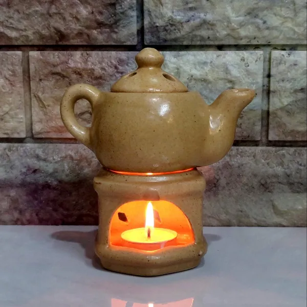 Zenn_Aura_Tea_Pot_Ceramic_Candle_Diffuser_|_Charm_&_Warmth