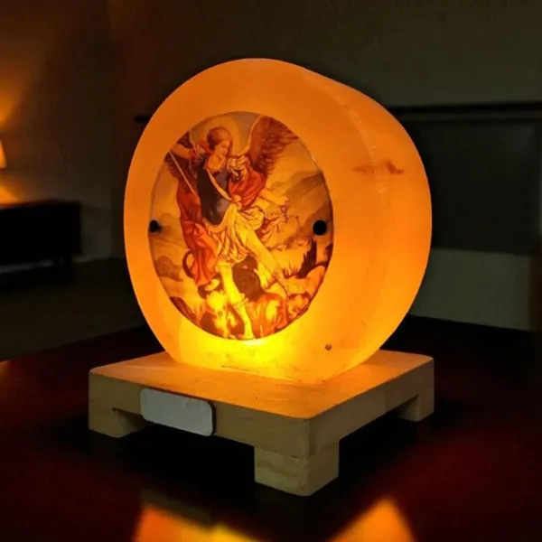 Zenn_Aura_Saint_Michael_Himalayan_Rock_Salt_3D_Lamp_|_Protection_&_Hope