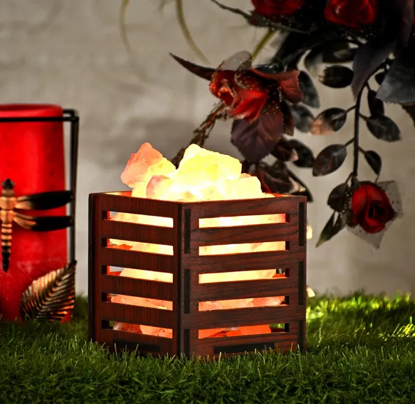 Zenn_Aura_5_Ply_Himalayan_Rock_Salt_Wooden_Basket_Lamp_|_Strength_&_Balance_(Wooden_4"_x_3.5")