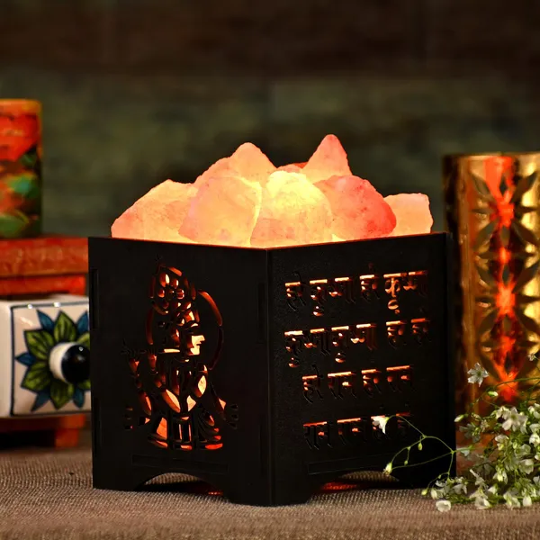 Zenn_Aura_Hare_Krishna_Himalayan_Rock_Salt_Wooden_Basket_Lamp_|_Faith_&_Joy_(Wooden_5"_x_5")