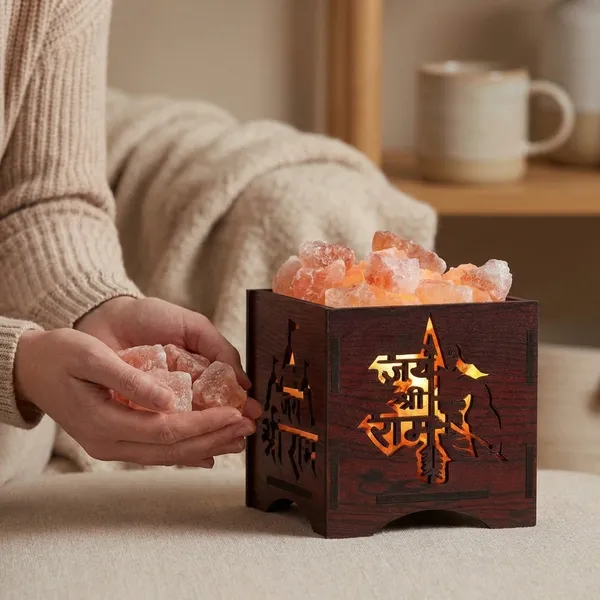 Zenn_Aura_Jai_Shri_Ram_Himalayan_Rock_Salt_Wooden_Basket_Lamp_|_Devotion_&_Strength_(Wooden_4"_x_3.5")