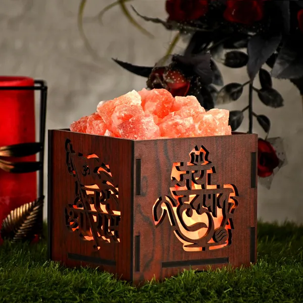 Zenn_Aura_Jai_Hanuman_Himalayan_Rock_Salt_Wooden_Basket_Lamp_|_Strength_&_Devotion_(Wooden_5"_x_5")