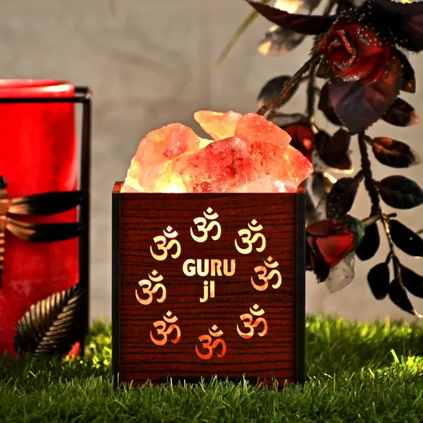 Zenn_Aura_Guru_Ji_Blessing_Himalayan_Rock_Salt_Wooden_Basket_Lamp_|_Blessings_&_Devotion_(Wooden_4"_x_4.5")