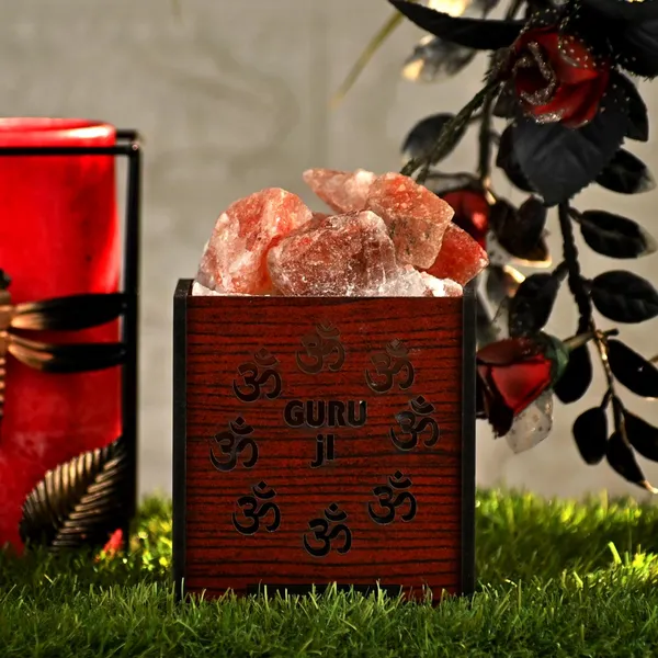Zenn_Aura_Guru_Ji_Blessing_Himalayan_Rock_Salt_Wooden_Basket_Lamp_|_Blessings_&_Devotion_(Wooden_4"_x_4.5")