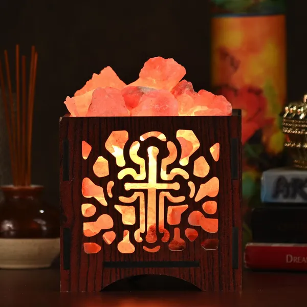 Zenn_Aura_Jesus_Himalayan_Rock_Salt_Wooden_Basket_Lamp_|_Faith_&_Compassion_(Wooden_5"_x_5")