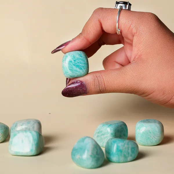 Zenn_Aura_Aquamarine_Tumble_|_Courage_&_Clarity_(Pack_of_9)