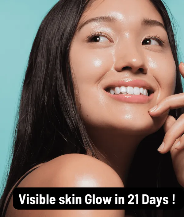 Kumkumadi_Tailam_Natural_Face_Glow_Oil_For_Radiant_Skin