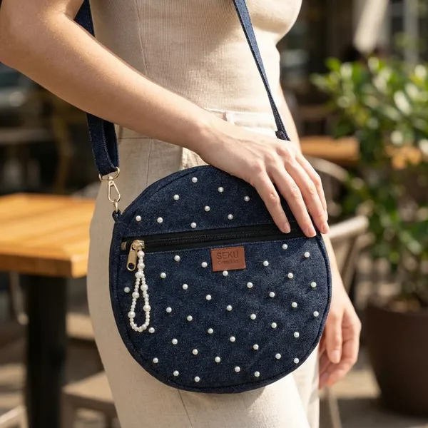 Navy_Blue_Polka_Dot_Denim_Round_Sling_Bag