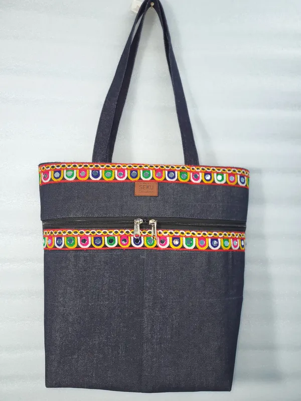 Navy_Blue_Denim_Crossbody_Bag_With_Floral_Embellishments