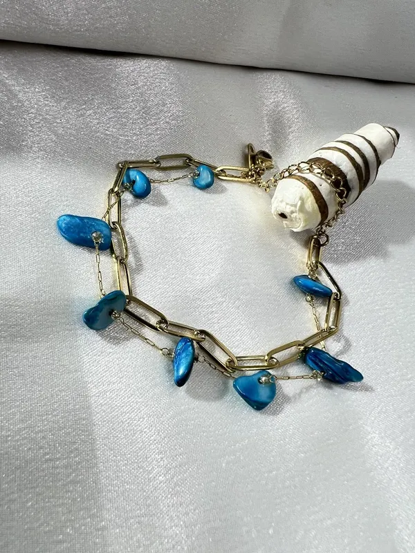 Golden_Double_Chain_Anti_Tarnish_Charm_Bracelet_For_Women_And_Girls