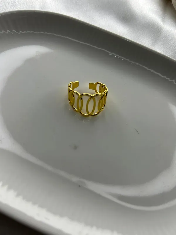 Golden_Elegant_Open_Oval_Link_Ring_For_Women_And_Girls_|_Pack_Of_2