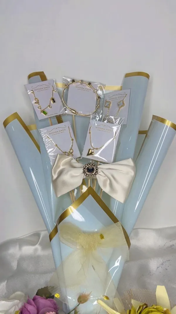 Golden_Luxury_Jewelry_Set_For_Women_And_Girls_|_Pack_Of_Set_Of_6