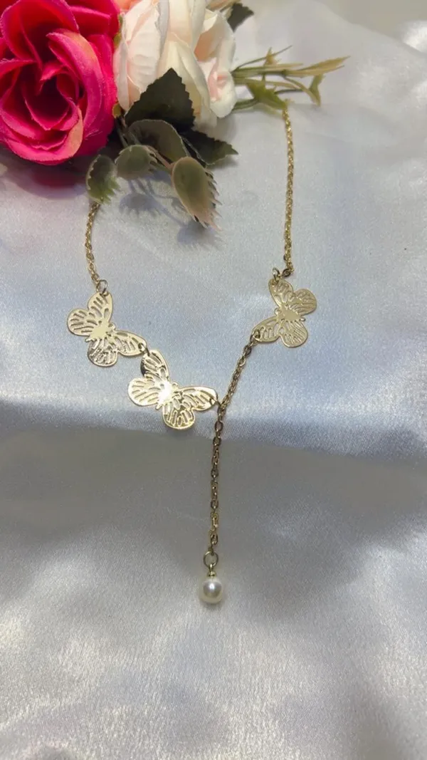 Golden_Butterfly_Pearl_Drop_Necklace_For_Women_And_Girls