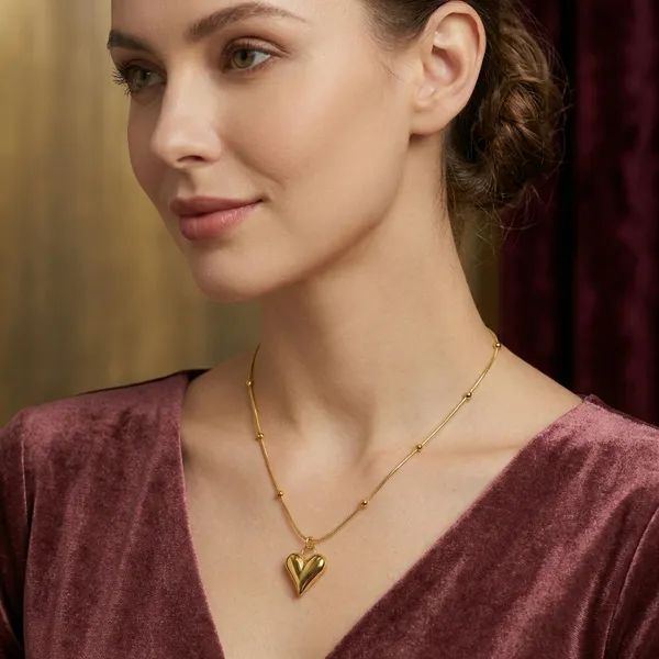 Golden_Puffy_Heart_Necklace_For_Women_And_Girls