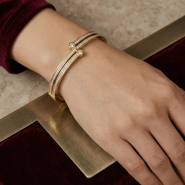 Golden_Infinity_Shine_Bracelet_For_Women_And_Girls
