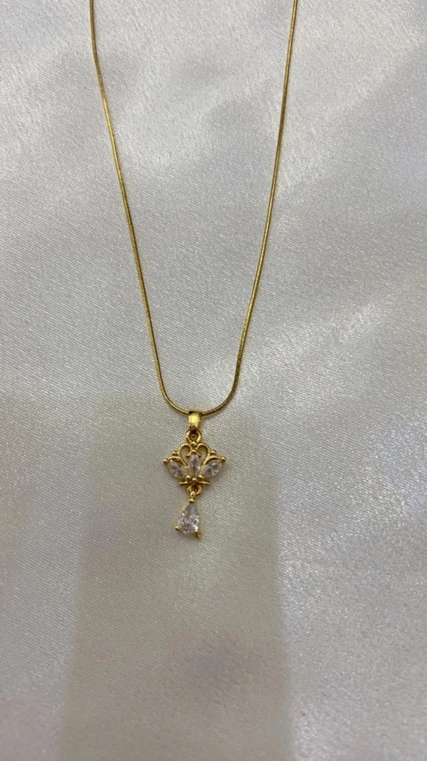 Golden_Royal_Shine_Necklace_For_Women_And_Girls