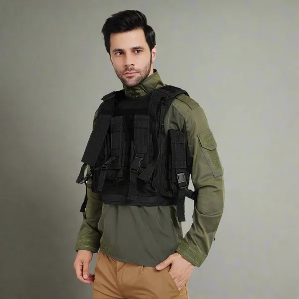 Black_Tactical_Vest_Pouch_With_Bulletproof_Jacket_Cover_Durable_And_Protective