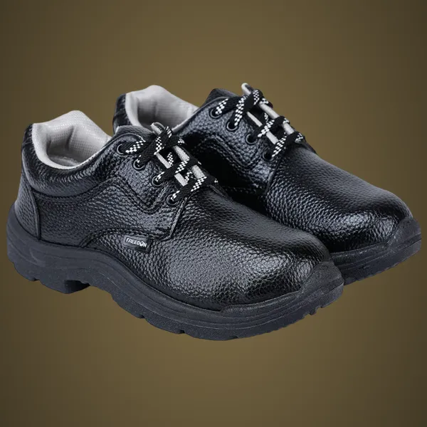 Black_Liberty_Freedom_Vijyata_1A_Safety_Shoes_For_Men
